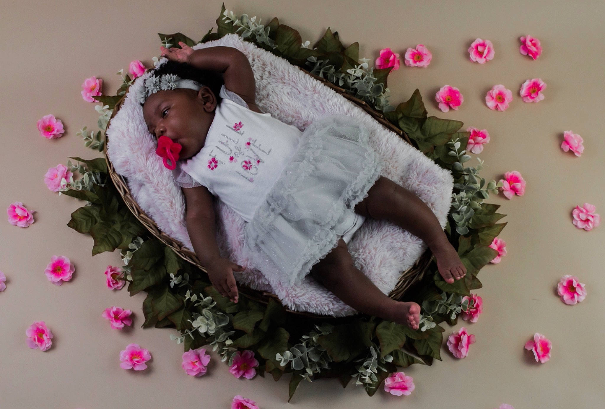 Ravayah joined the competition — help win amazing prizes! child, flower, headwear, person, petal, pink, plant, toddler