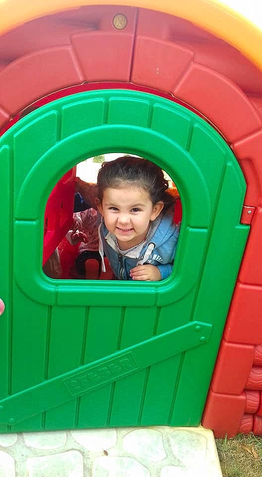 Agathe participe au concours pour gagner de l'argent avec cette photo :