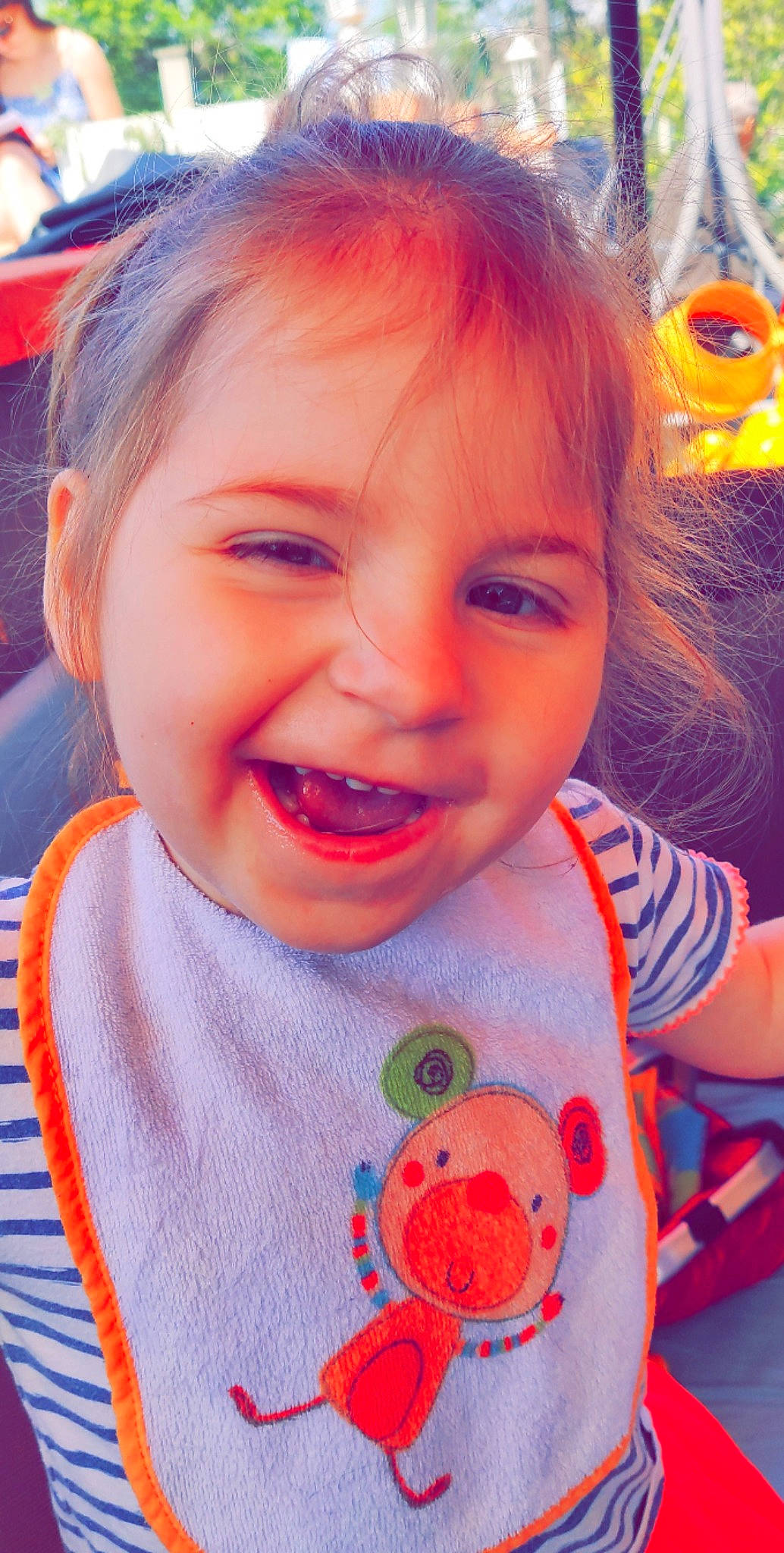 Clémence a rejoint le concours — aidez-le/la à gagner de superbes lots ! baby_toddler_clothing, blue, cheek, chin, eye, eyebrow, face, facial_expression, happy, human, iris, joy, lip, mouth, nose, orange, organ, person, product, skin