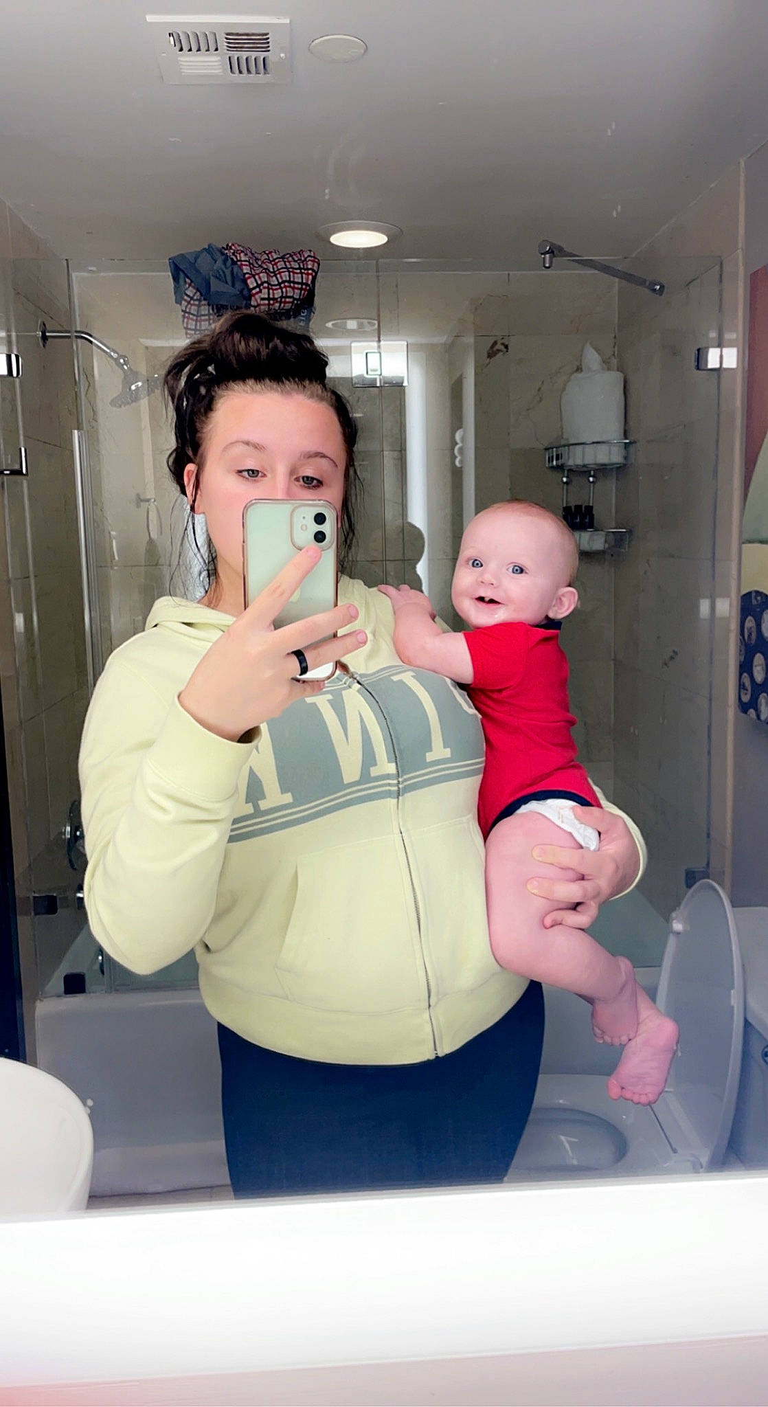 Marco is registered to the contest to win money with this photo: abdomen, baby, child, clinic, costume, fashion_design, gesture, glove, health_care, hospital, machine, medical_equipment, nurse, person, personal_protective_equipment, room, science, service, sleeve