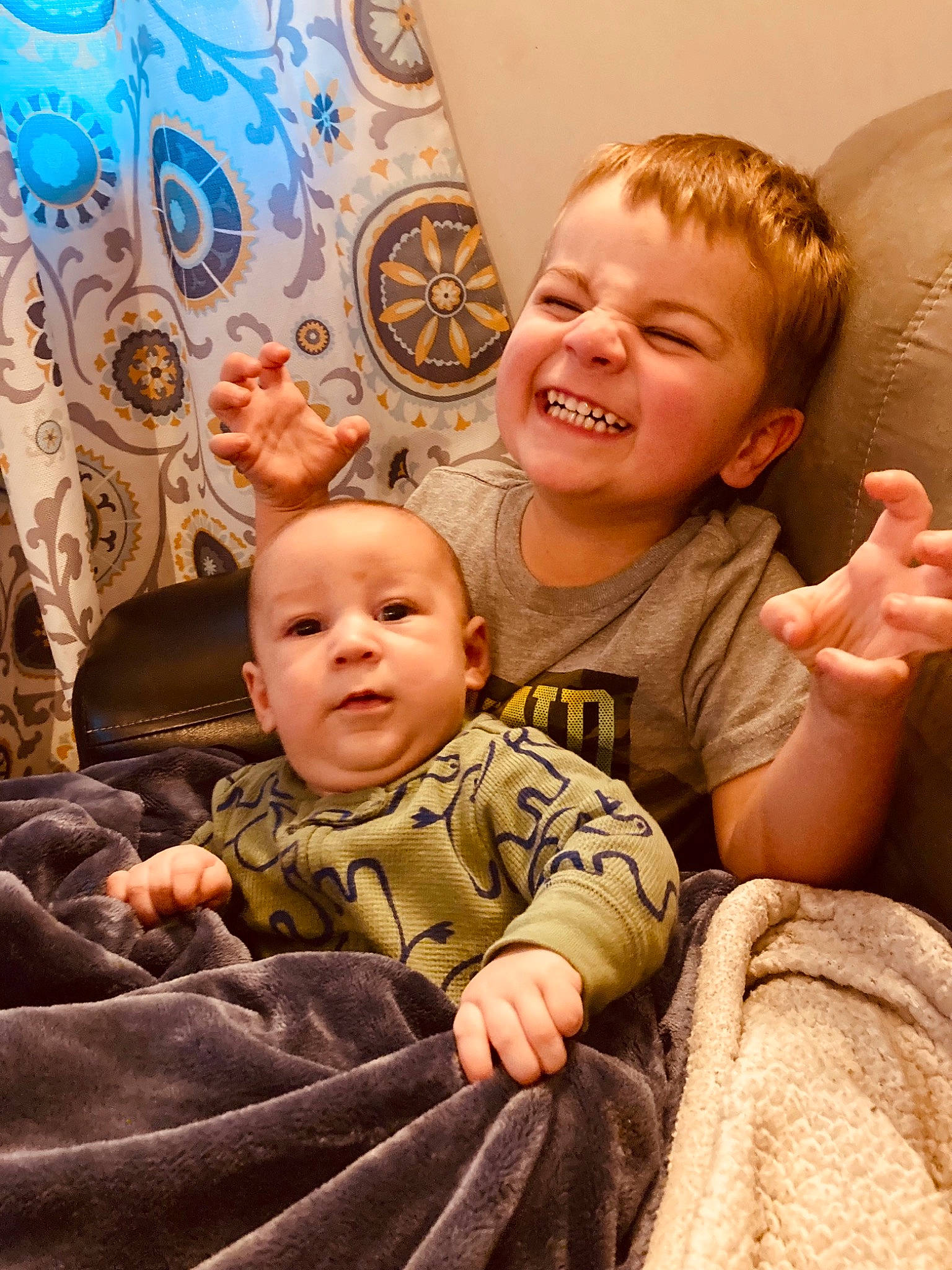 Mason is registered to the contest to win money with this photo: cheek, chin, comfort, eye, face, facial_expression, finger, gesture, hair, happy, head, human, human_body, iris, joy, mouth, nose, organ, person, plant