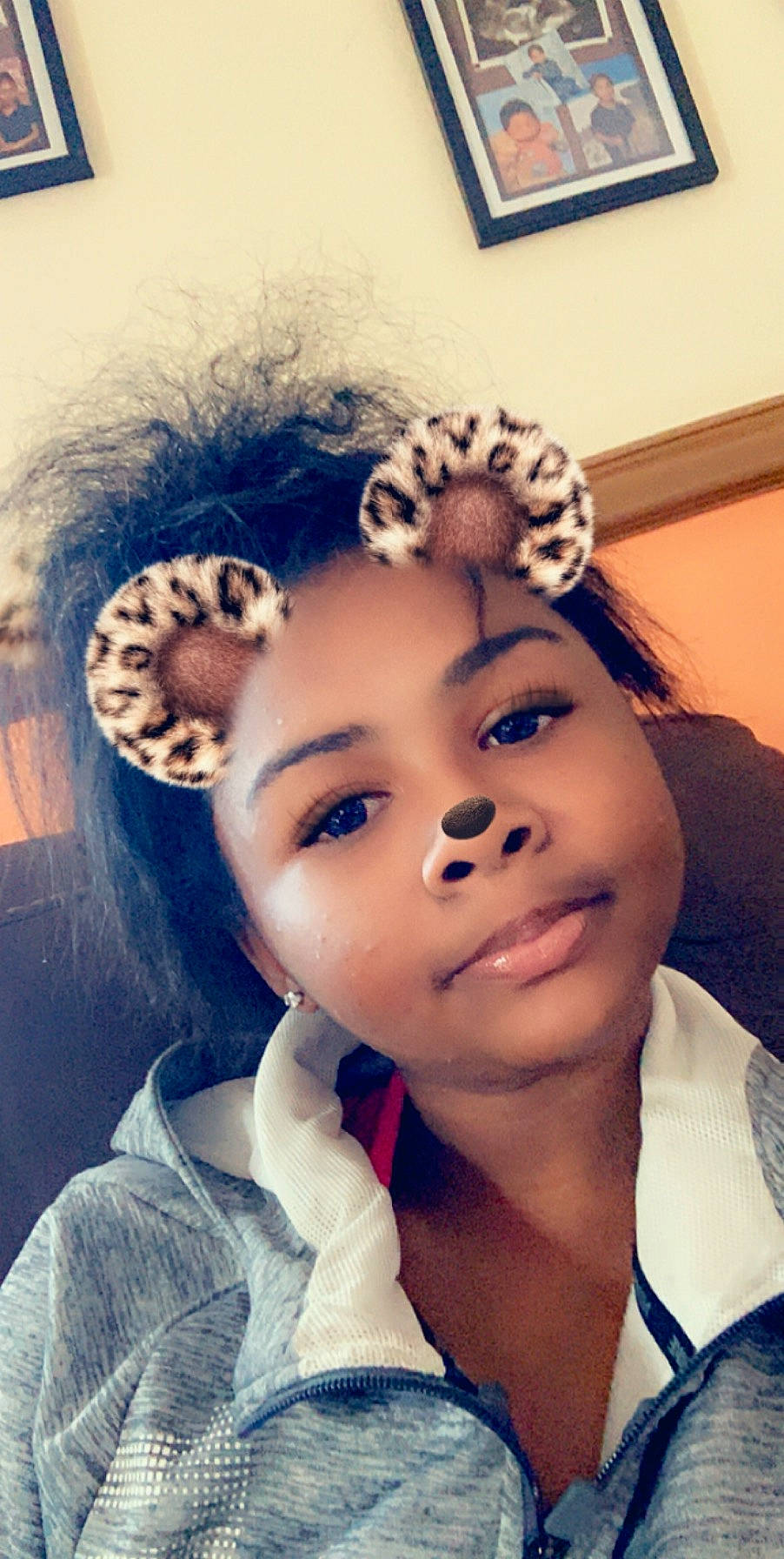 Zmaya is registered to the contest to win money with this photo: cool, ear, eyebrow, eyelash, face, forehead, hair, hair_accessory, hairstyle, jaw, person, photography, selfie, smile