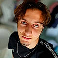 Lucas V.