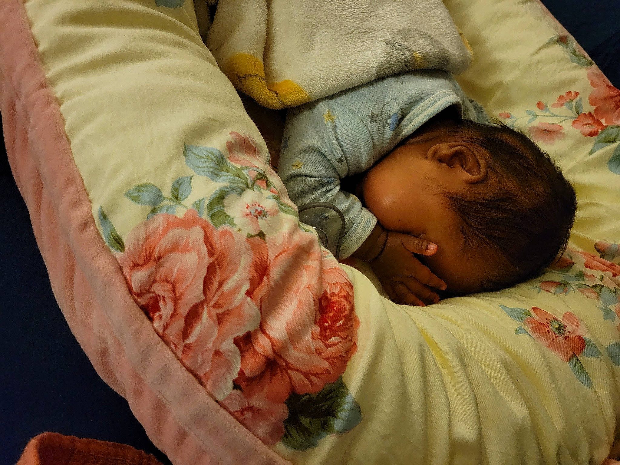 Kenley is registered to the contest to win money with this photo: baby, baby_products, baby_sleeping, baby_toddler_clothing, bed, bed_sheet, bedding, bedtime, child, comfort, duvet, linens, nap, pattern, person, quilt, room, skin, sleeve, textile