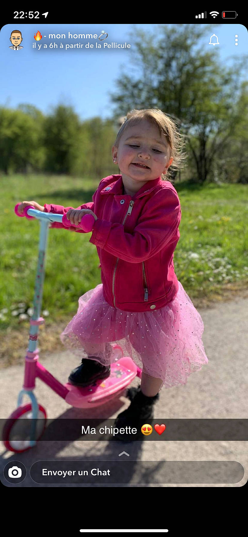 Ilyana a rejoint le concours — aidez-le/la à gagner de superbes lots ! baby, baby_toddler_clothing, fun, grass, happy, jacket, leisure, magenta, person, pink, plant, purple, recreation, riding_toy, sky, smile, summer, tire, toddler, tree
