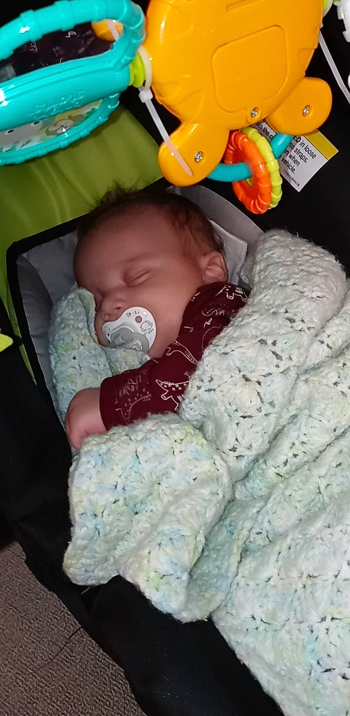 Karsen is registered to the contest to win money with this photo: baby, baby_products, baby_safety, baby_sleeping, baby_toddler_clothing, bedtime, blue, cheek, child, comfort, eye, human_body, infant_bed, linens, mouth, person, product, skin, snapshot, toddler