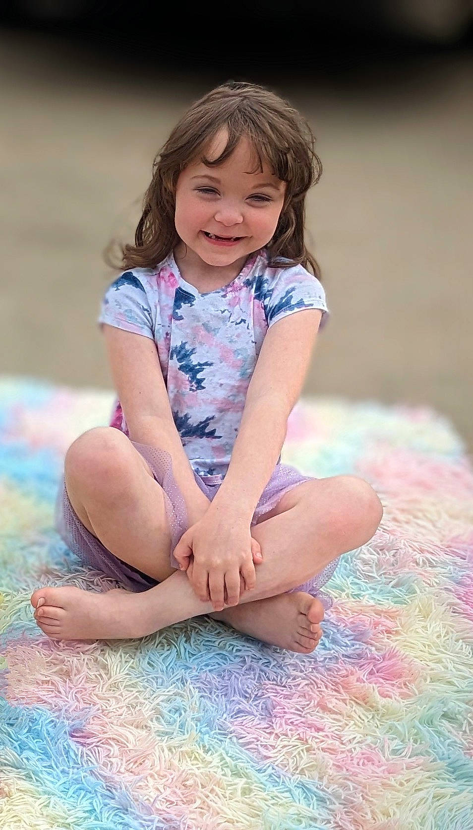 Gracie is registered to the contest to win money with this photo: arm, barefoot, dress, face, facial_expression, flash_photography, hair, happy, head, human_body, joy, leg, leisure, person, pink, purple, shoulder, sleeve, smile, t_shirt