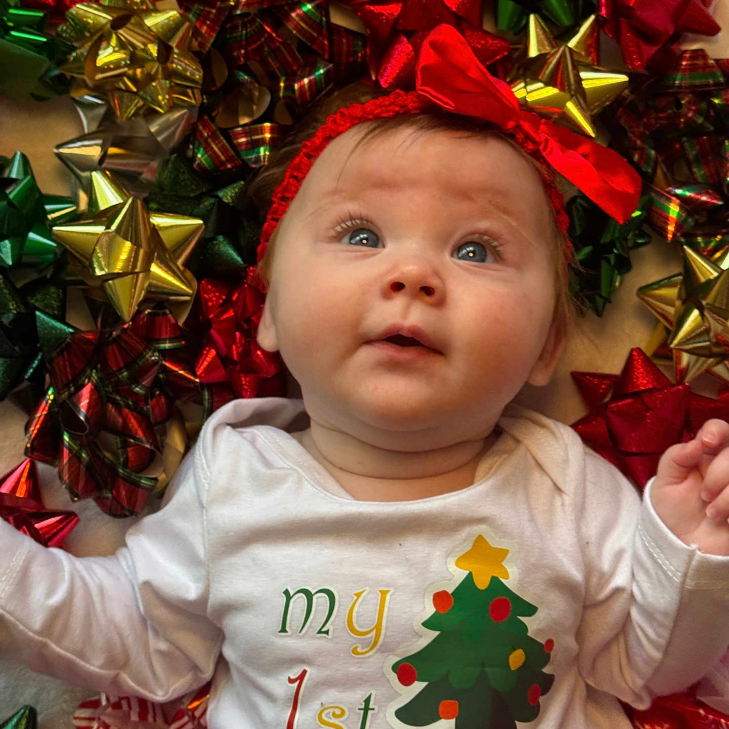 Arya is registered to the contest to win money with this photo: accessories, baby, cap, clothing, costume, face, flower, flowerarrangement, flowerbouquet, food, hat, head, leaf, person, photography, plant, portrait, rose, sweets, t_shirt