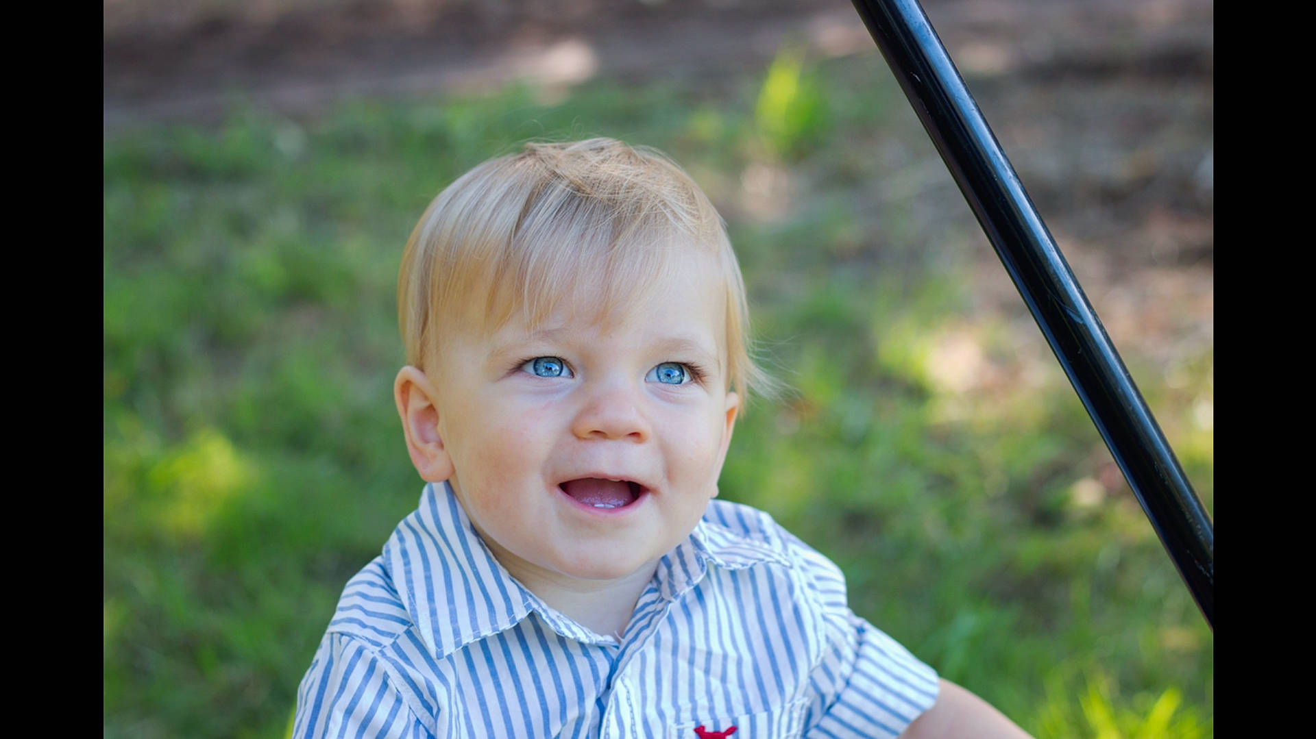 Diesel is registered to the contest to win money with this photo: child, eye, facial_expression, family, infant, male, people, person, photography, play, portrait, portrait_photography, smile, toddler