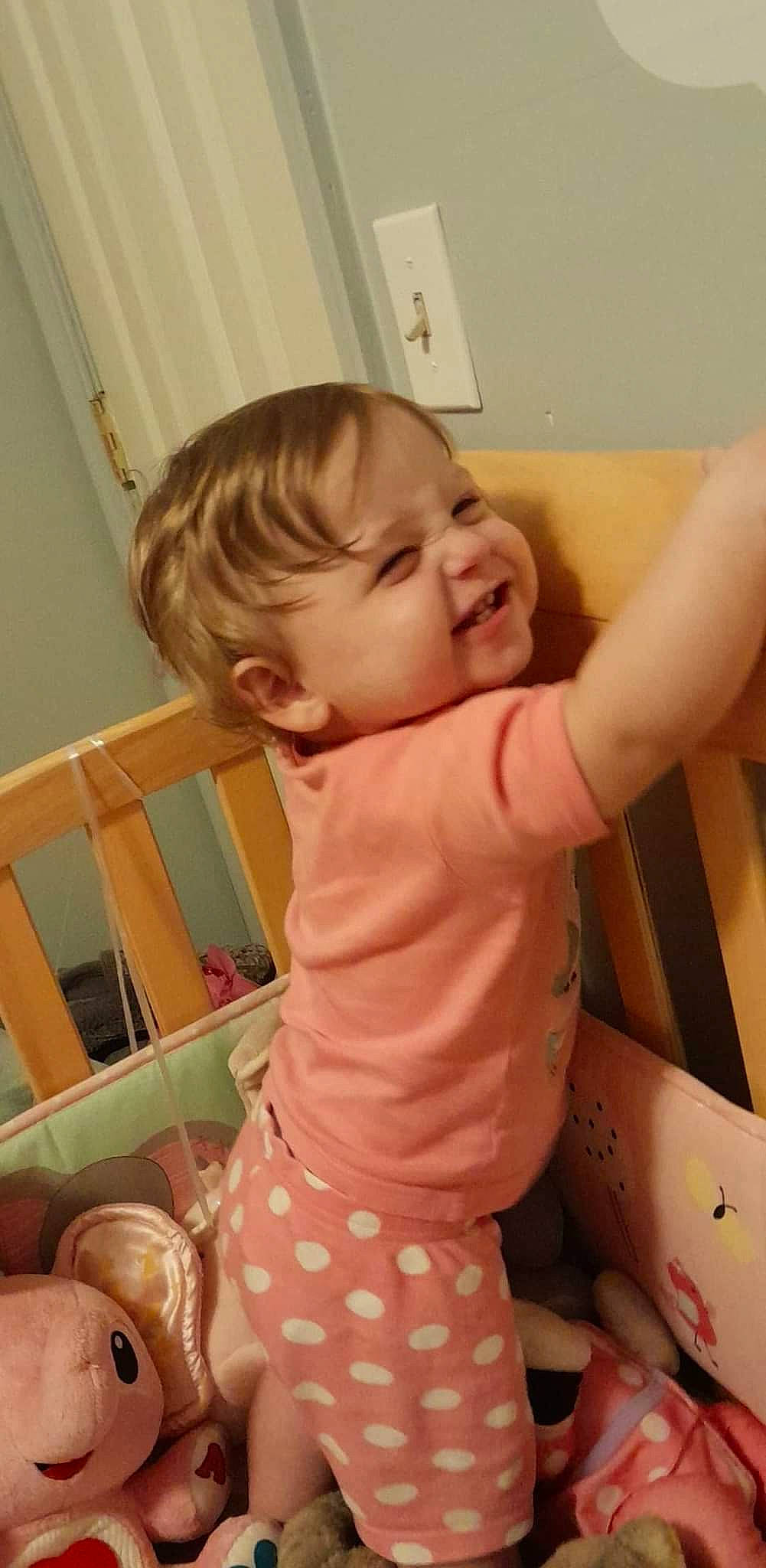 Laila is registered to the contest to win money with this photo: baby, baby_toddler_clothing, chair, cheek, chest, child, comfort, face, finger, gesture, hair, happy, head, human_body, mouth, person, skin, smile, thumb, toddler