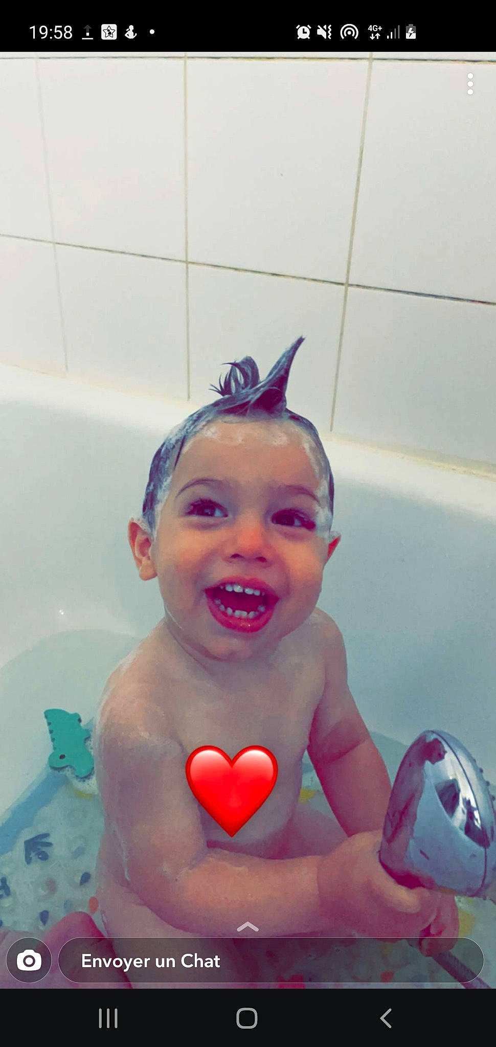 Ethan a rejoint le concours — aidez-le/la à gagner de superbes lots ! arm, bathing, bathroom, bathtub, chest, child, face, fluid, fun, happy, leisure, lip, mouth, person, pink, plumbing, smile, summer, swimming_pool, toddler