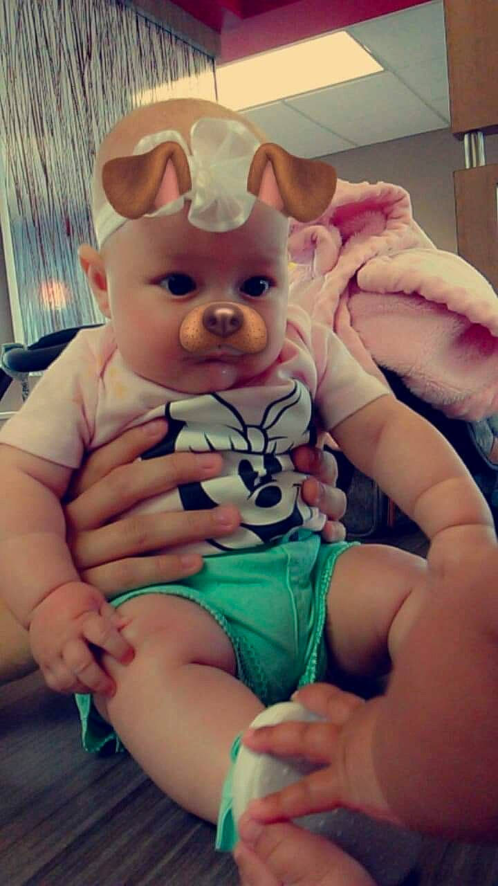 Adalene is registered to the contest to win money with this photo: baby, birth, child, ear, hand, leg, person, toddler