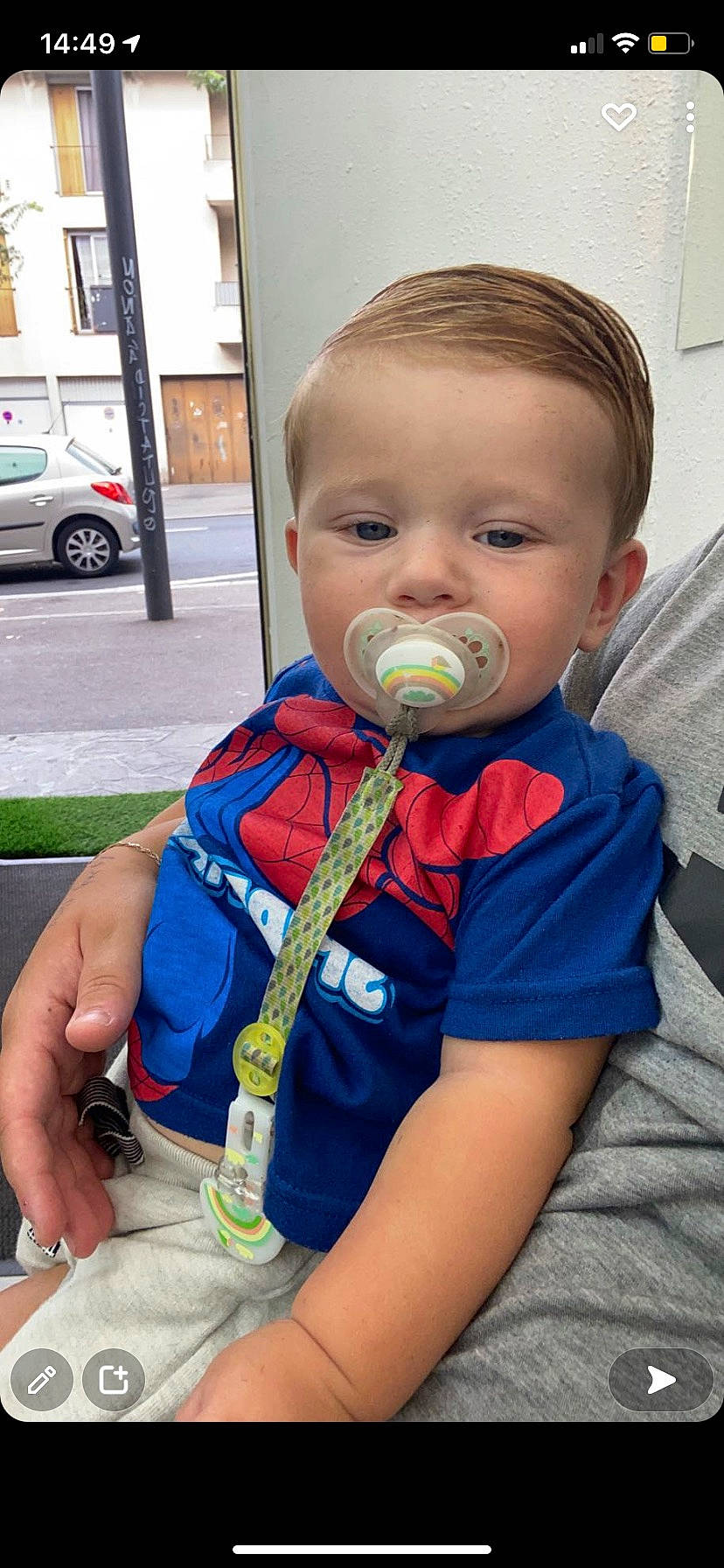 Mylan a rejoint le concours — aidez-le/la à gagner de superbes lots ! baby, baby_products, baby_toddler_clothing, car, cheek, child, electric_blue, fun, grass, hand, happy, head, nose, person, recreation, t_shirt, thumb, tire, toddler, vehicle