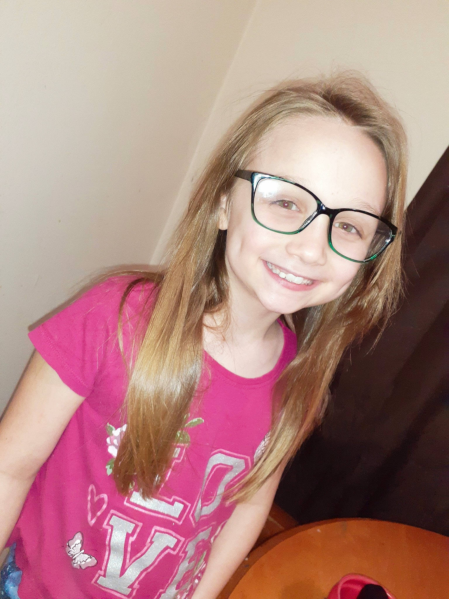 Madalynn is registered to the contest to win money with this photo: beauty, blond, brown_hair, cool, eyebrow, eyewear, glasses, hair, hair_coloring, hairstyle, joy, lip, long_hair, magenta, person, pink, selfie, smile, vision_care