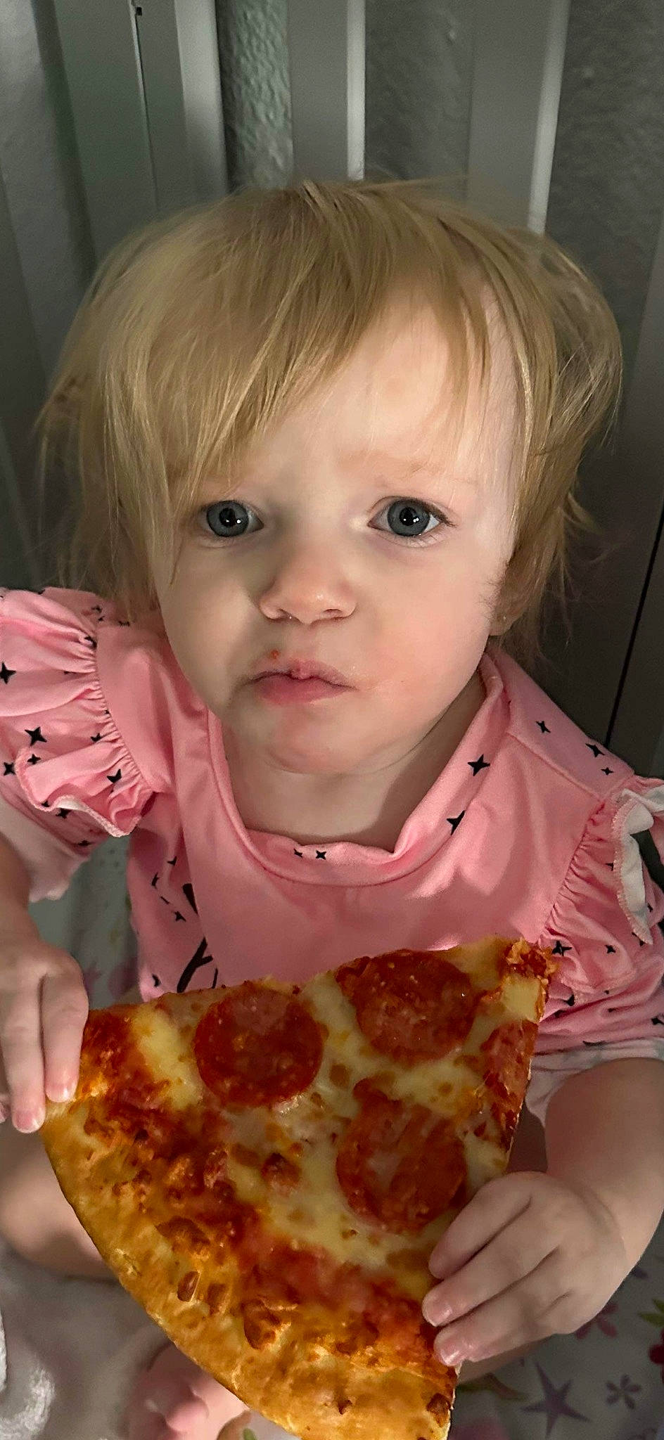 Octavya is registered to the contest to win money with this photo: baby, baby_toddler_clothing, baked_goods, blond, california_style_pizza, cheek, comfort_food, cuisine, dish, fast_food, food, food_craving, ingredient, junk_food, person, pizza, pizza_cheese, produce, recipe, tableware