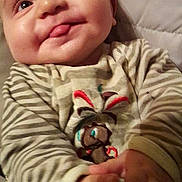 Enzo participe au concours pour gagner de l'argent avec cette photo :