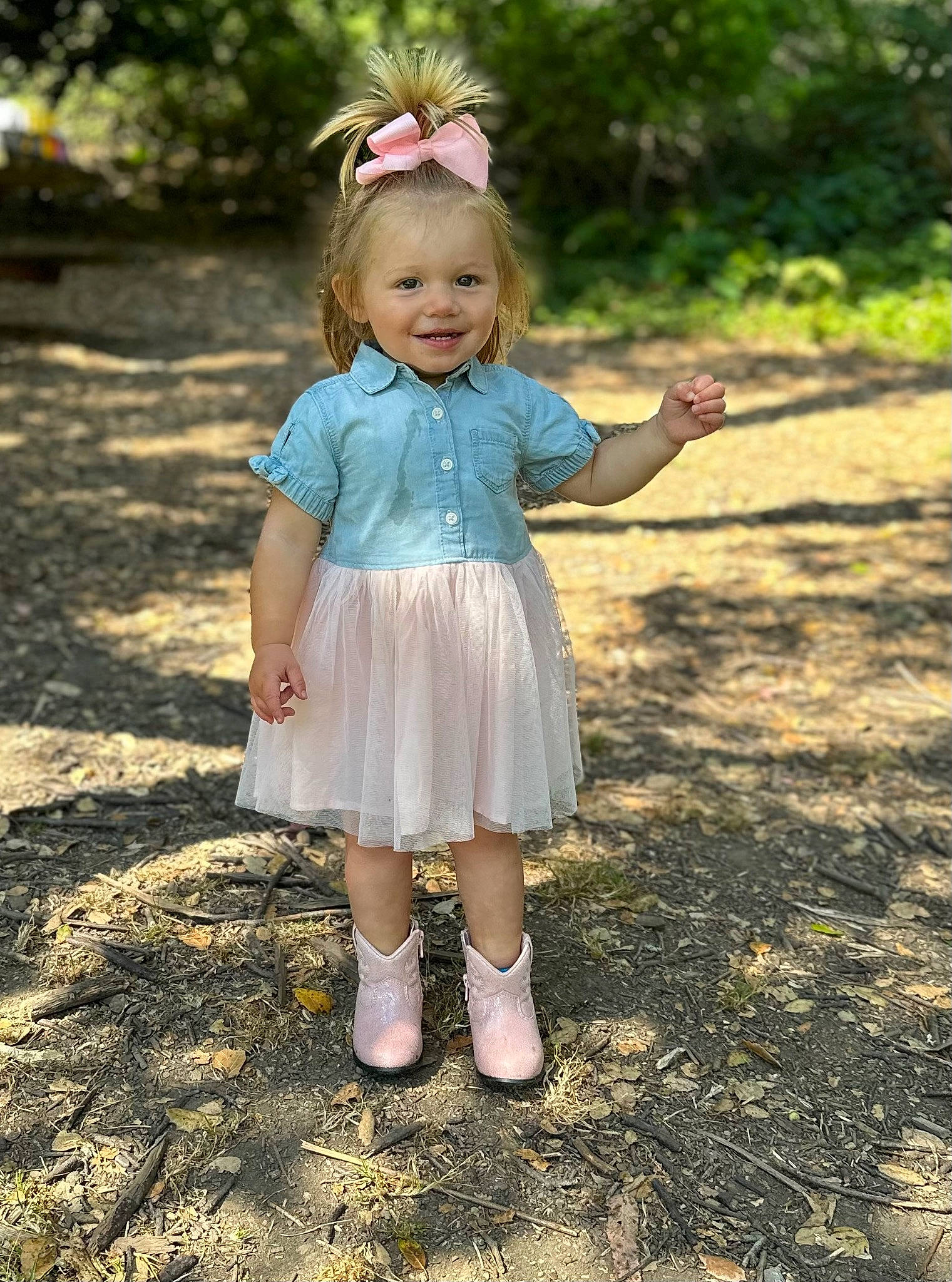 Paisley joined the competition — help win amazing prizes! child, day_dress, dress, eye, fashion_accessory, fun, grass, hair, happy, head, joy, leaf, nature, people_in_nature, person, pink, plant, smile, summer, sunlight