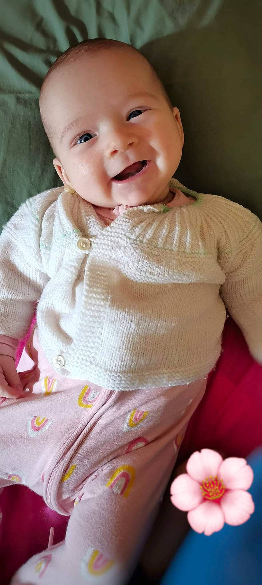 Juliette a rejoint le concours — aidez-le/la à gagner de superbes lots ! baby, baby_toddler_clothing, cheek, clothing, dress, eye, face, happy, head, iris, neck, organ, outerwear, person, pink, product, skin, sleeve, smile, textile