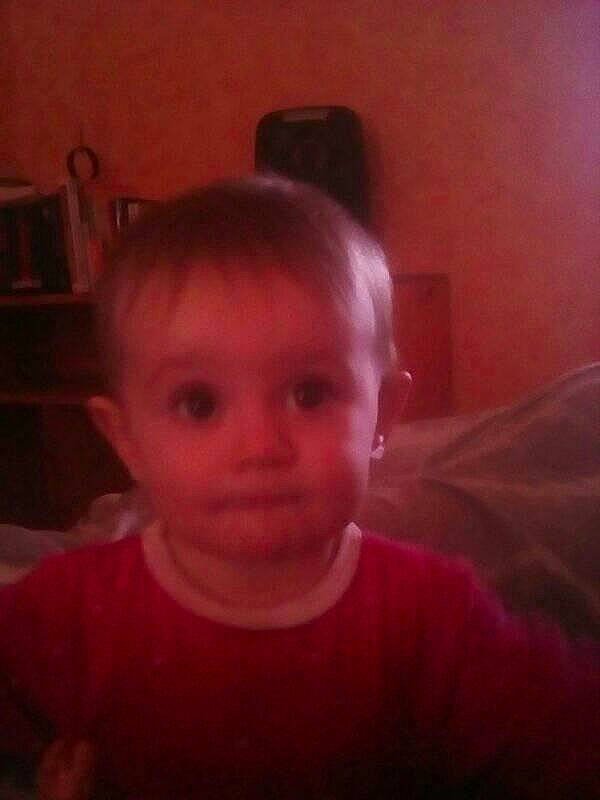 Clémance participe au concours pour gagner de l'argent avec cette photo : beauty, cheek, child, chin, ear, eye, eyebrow, face, facial_expression, forehead, fun, hair, head, lip, nose, organ, person, skin, sky, standing