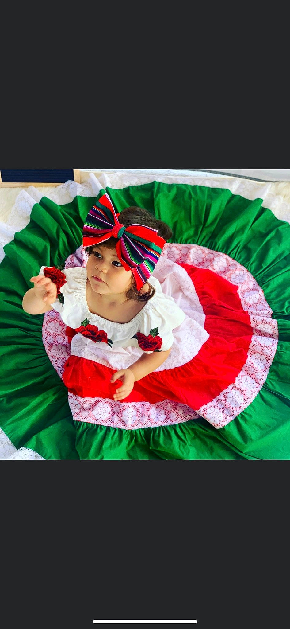 Juliet is registered to the contest to win money with this photo: baby, child, christmas, costume, fictional_character, green, headwear, person, photography, stock_photography, toddler