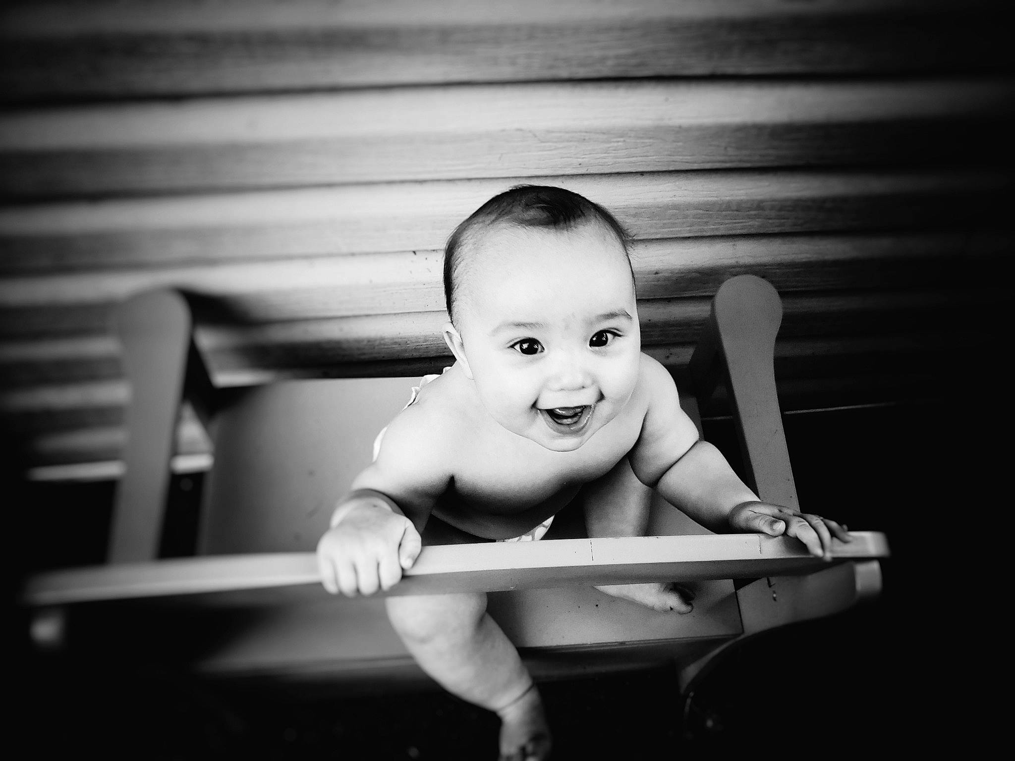 Linkin joined the competition — help win amazing prizes! baby, black, black_and_white, child, eye, face, flash_photography, fun, joy, leg, monochrome, monochrome_photography, person, photograph, photography, portrait_photography, sitting, smile, snapshot, standing