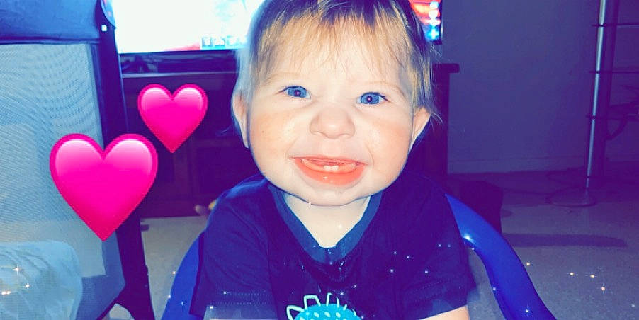 Enzo is registered to the contest to win money with this photo: cheek, child, cool, ear, eye, face, facial_expression, forehead, fun, hair, hairstyle, happy, head, lip, nose, organ, person, pink, skin, smile