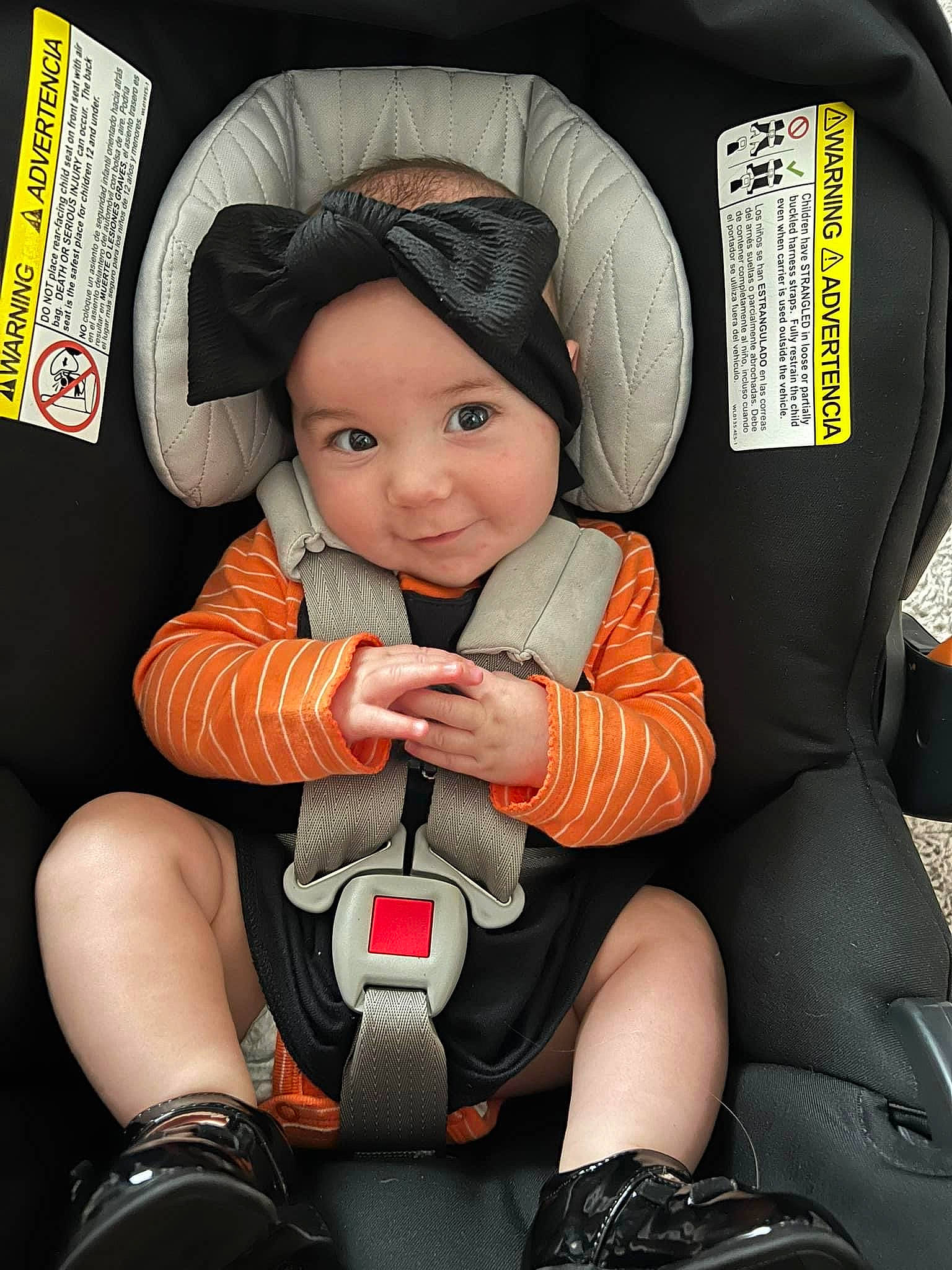 Violet is registered to the contest to win money with this photo: auto_part, baby_carriage, baby_in_car_seat, baby_products, baby_toddler_clothing, black, car_seat, child, comfort, fun, headwear, motor_vehicle, person, product, seat_belt, sitting, smile, thigh, toddler, vehicle_door