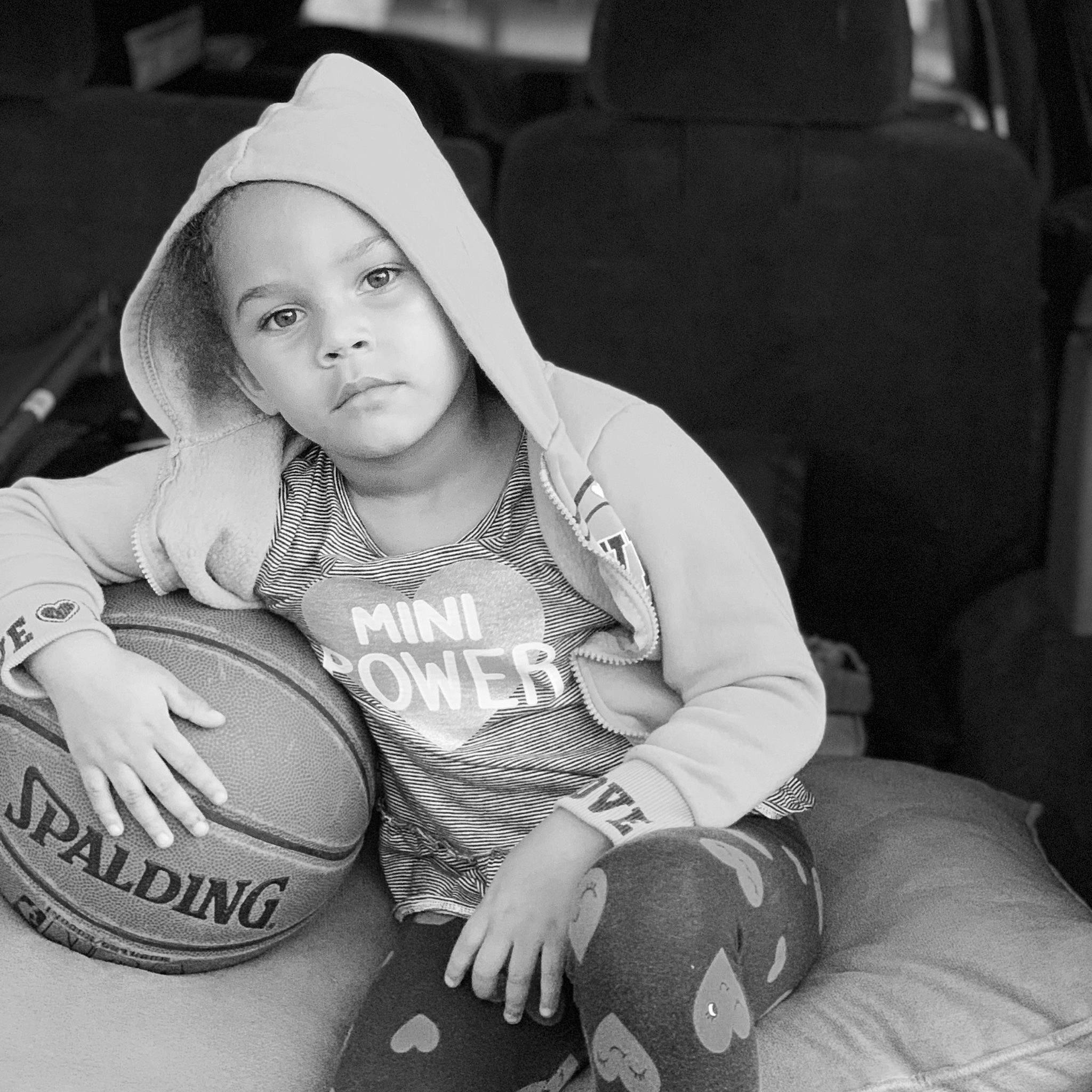 Avayah is registered to the contest to win money with this photo: arm, baby, black_and_white, cap, child, child_model, drum, hand, headgear, monochrome, monochrome_photography, person, photo_shoot, photograph, photography, play, sitting, smile, snapshot, style