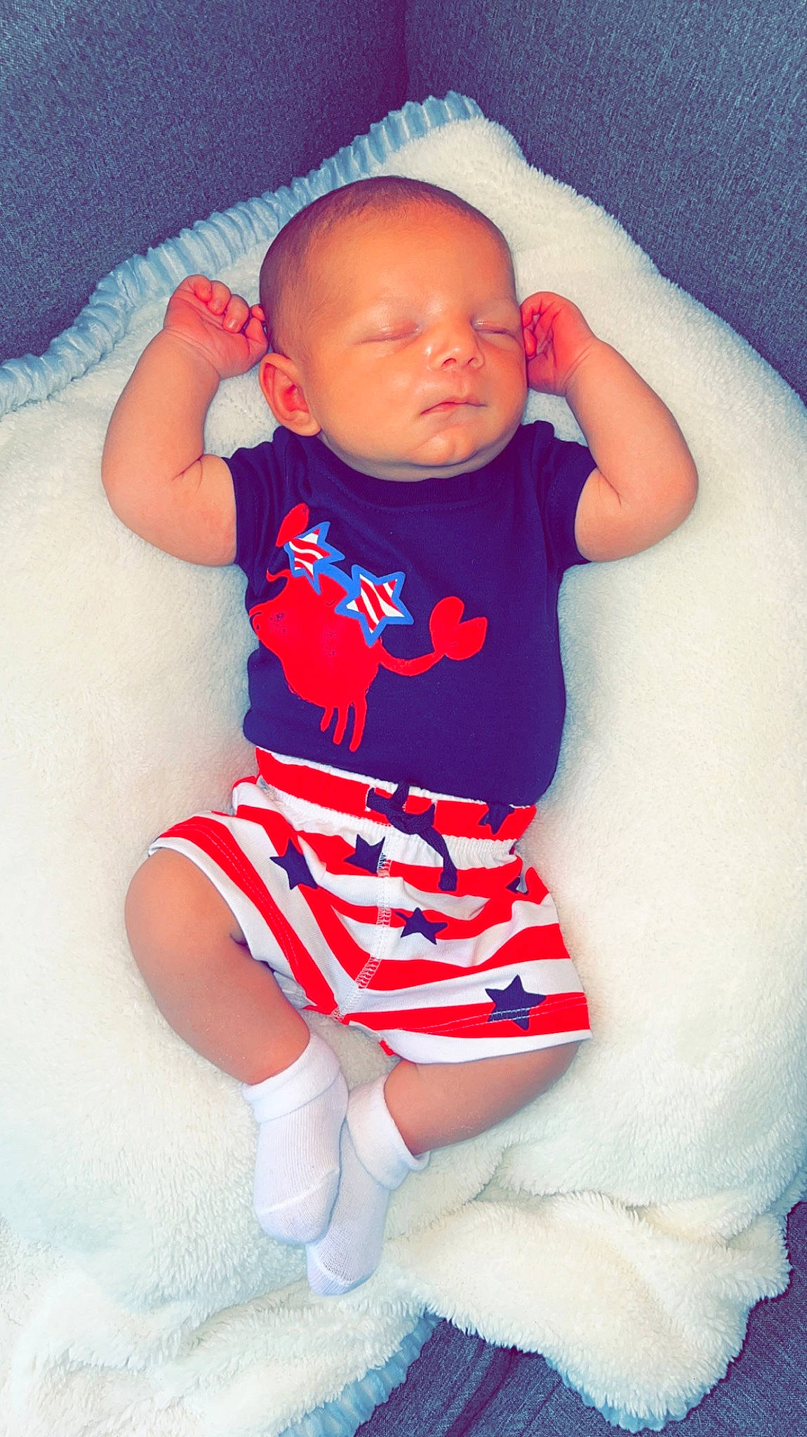 Layton is registered to the contest to win money with this photo: arm, azure, baby_toddler_clothing, blue, eye, face, facial_expression, hairstyle, hand, head, human_body, leg, mouth, muscle, nose, organ, person, shoulder, skin, stomach