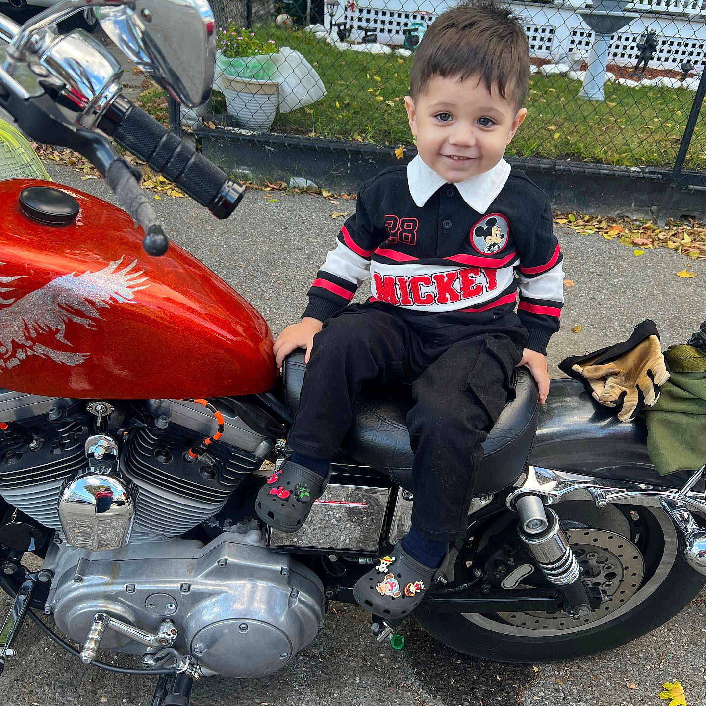 Giovanni is registered to the contest to win money with this photo: alloywheel, boy, car, carwheel, child, face, head, helmet, machine, male, motor, motorcycle, person, photography, portrait, spoke, tire, transportation, vehicle, wheel