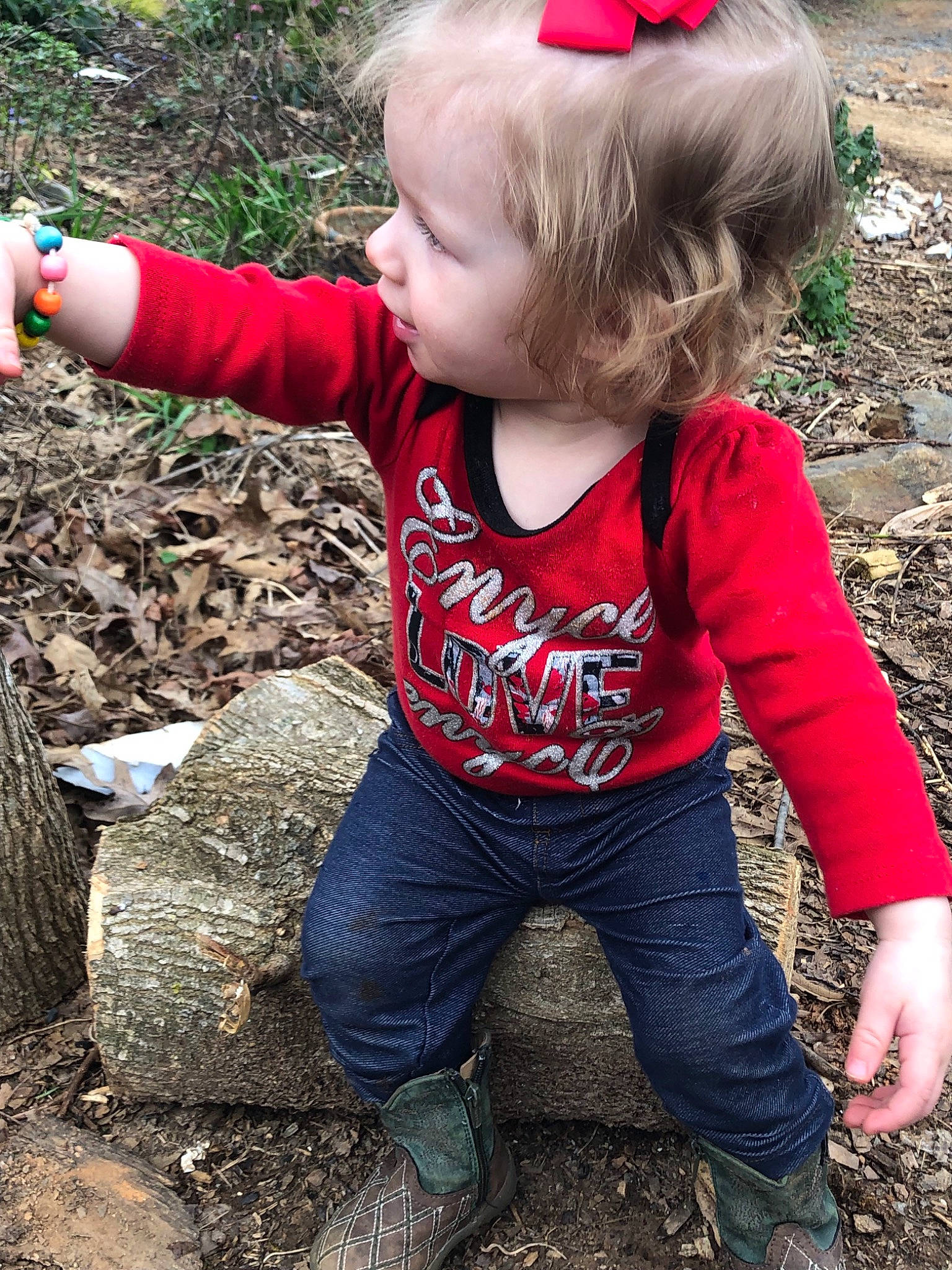 Arabella Avery joined the competition — help win amazing prizes! child, fun, leaf, person, plant, play, sleeve, soil, t_shirt, toddler, tree