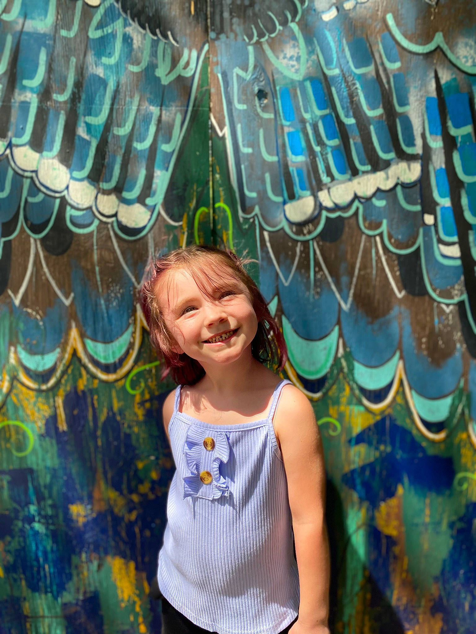 Clarity is registered to the contest to win money with this photo: azure, blue, daytime, eye, fashion, green, hair, hairstyle, head, human, human_body, joy, leaf, light, lighting, mammal, nature, organ, person, standing