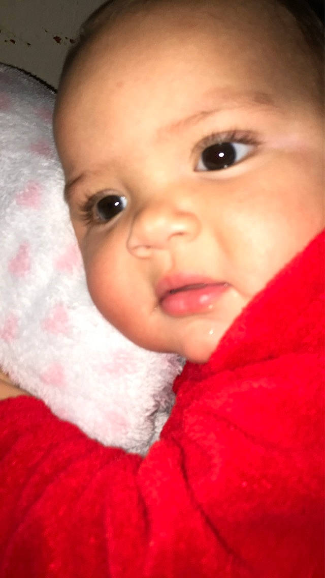 Javani is registered to the contest to win money with this photo: baby, beauty, cheek, child, chin, close_up, eye, eyebrow, face, facial_expression, forehead, head, iris, lip, mouth, nose, person, pink, red, skin