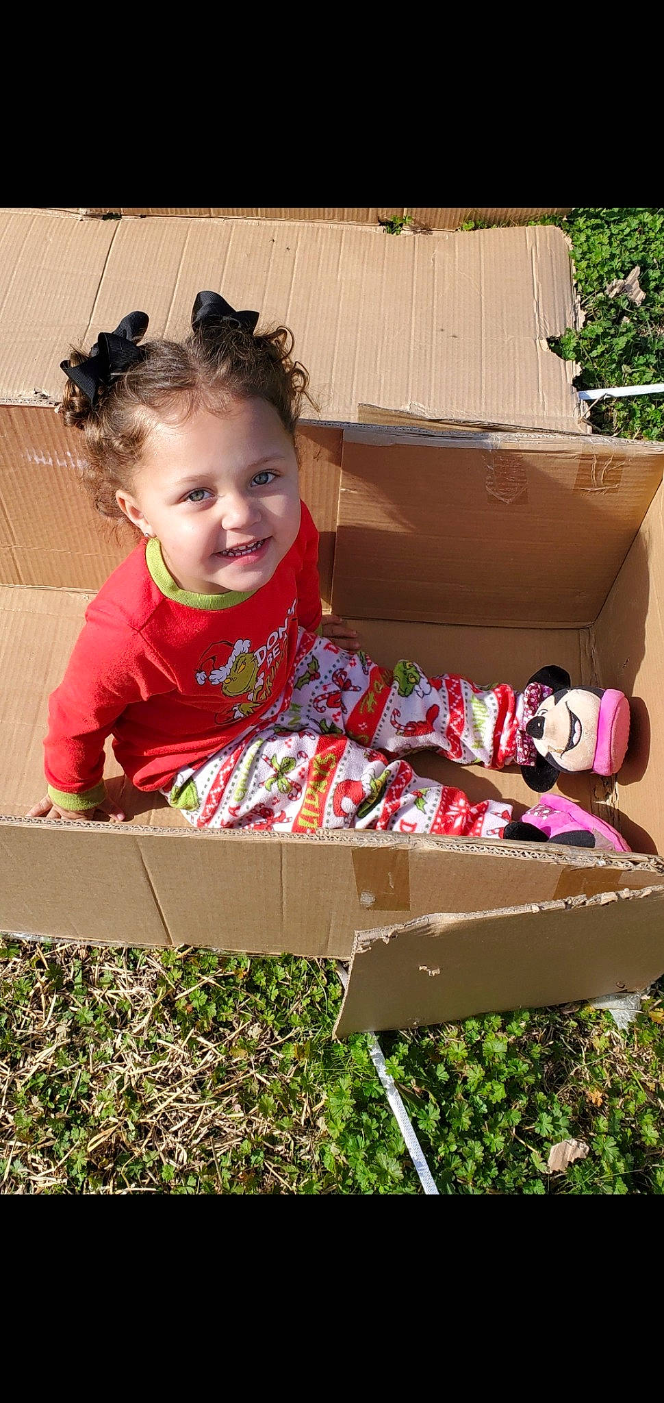 Kinleigh is registered to the contest to win money with this photo: child, joy, person, pink, plant, play, toddler, yard