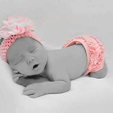 Layla-mae is registered to the contest to win money with this photo: