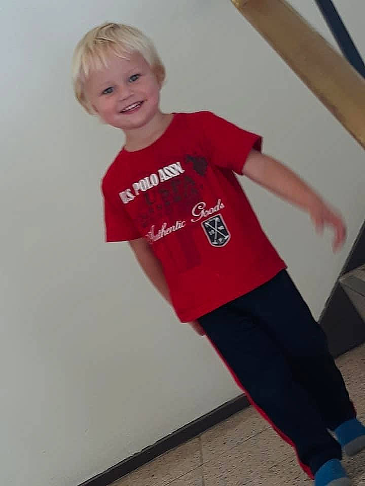 Jaylee joined the competition — help win amazing prizes! active_shirt, carmine, electric_blue, face, fashion_design, fun, human_leg, jersey, joint, joy, knee, magenta, person, shoulder, sleeve, smile, sportswear, standing, t_shirt, thigh