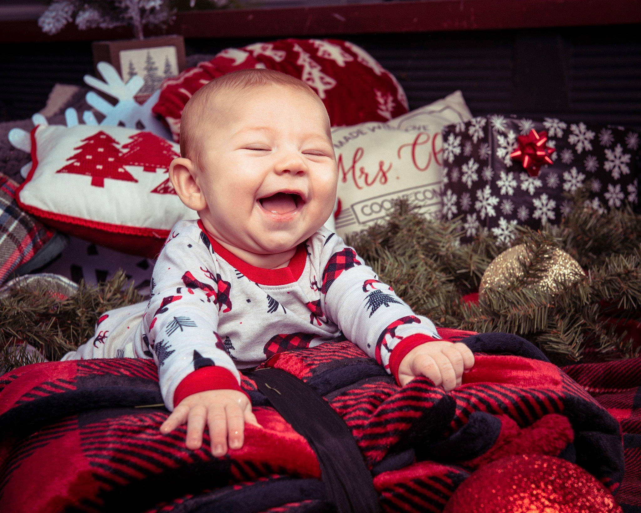 Krew joined the competition — help win amazing prizes! baby, baby_laughing, baby_toddler_clothing, carmine, child, christmas, christmas_eve, comfort, event, happy, holiday, pattern, person, red, room, sitting, sleeve, smile, textile, toddler