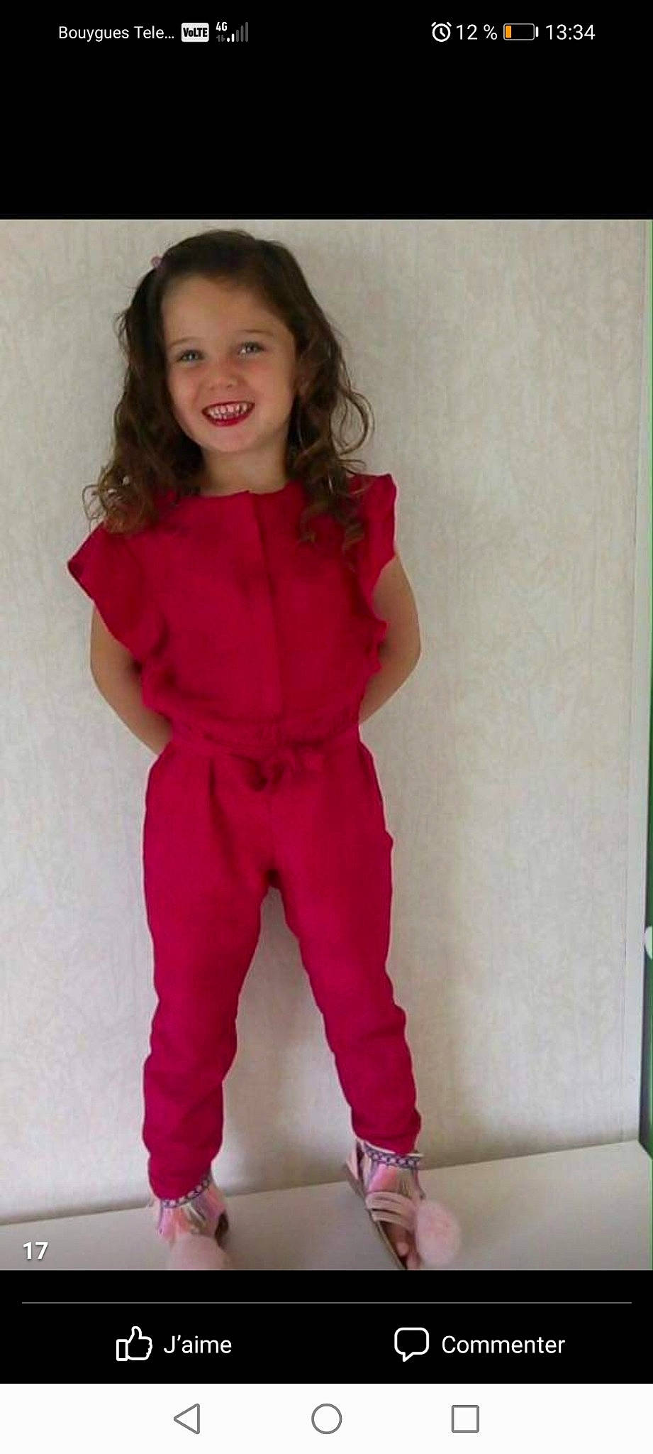 Jersey participe au concours pour gagner de l'argent avec cette photo : baby_toddler_clothing, eye, face, gesture, human_body, joint, joy, knee, neck, outerwear, person, pink, shoulder, skin, sleeve, smile, sportswear, standing, t_shirt, thigh