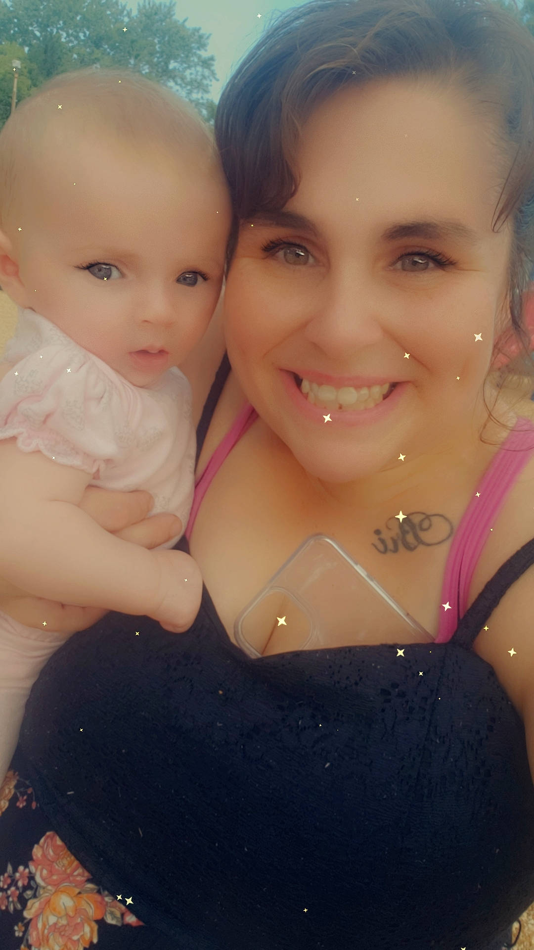 Nevaeh is registered to the contest to win money with this photo: abdomen, black_hair, cheek, chest, chin, eyebrow, eyelash, flash_photography, fun, gesture, happy, iris, joy, lip, mouth, nose, people_in_nature, person, selfie, skin