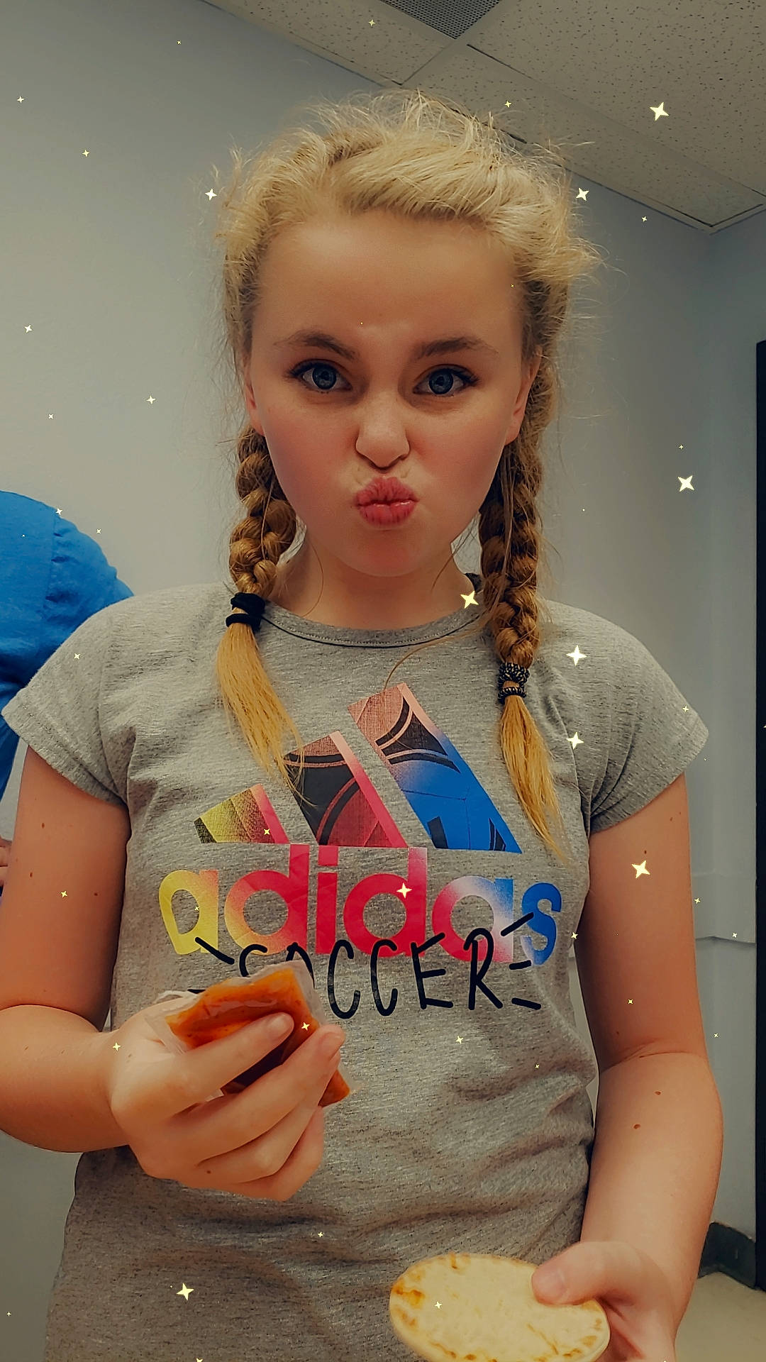 De'Anna joined the competition — help win amazing prizes! arm, blond, chest, cool, electric_blue, eyelash, fashion_design, finger, fun, gesture, hairstyle, happy, jewellery, long_hair, mouth, neck, person, skin, sleeve, t_shirt