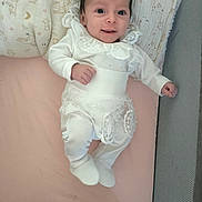Sara participe au concours pour gagner de l'argent avec cette photo : baby, blanket, child, cozy, crib, cute, fabric, happy, indoors, infant, lace, lying_down, mattress, mesh_side, newborn, portrait, resting, smile, soft_toys, white_clothing