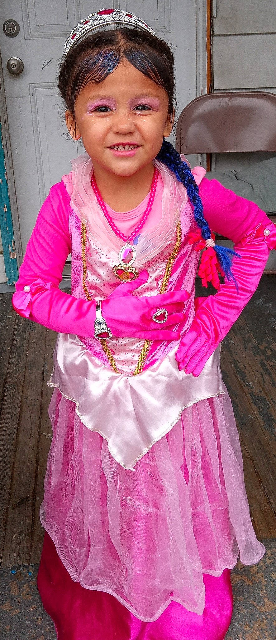 Emiliana is registered to the contest to win money with this photo: baby_toddler_clothing, beauty, dress, embellishment, event, fashion_design, fun, happy, jewellery, joy, magenta, necklace, person, pink, purple, red, ruffle, sleeve, smile, toddler