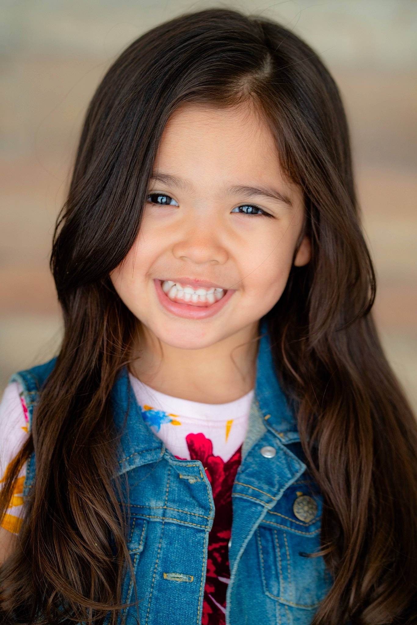 Mia Campos is registered to the contest to win money with this photo: beauty, brown_hair, child, child_model, chin, face, facial_expression, fun, hair, hairstyle, happy, joy, lip, long_hair, person, photography, portrait, portrait_photography, smile