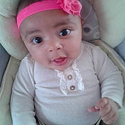 Amera is registered to the contest to win money with this photo: