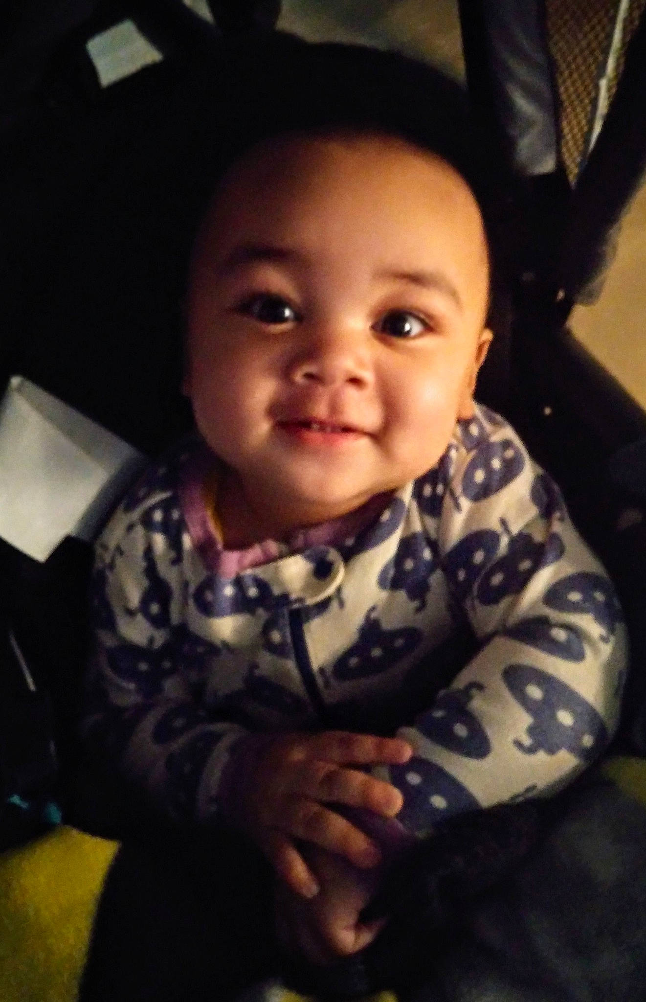 Alex is registered to the contest to win money with this photo: baby, beauty, cheek, child, chin, cool, eye, eyebrow, face, facial_expression, forehead, fun, head, joy, lip, nose, organ, people, person, skin