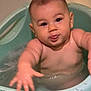 Kayson a rejoint le concours — aidez-le/la à gagner de superbes lots ! baby, bathtub, water, child, skin, face, arm, expression, tongue, playful, wet, infant, bath, plastic, cute, chubby, splash, happy, indoors, person