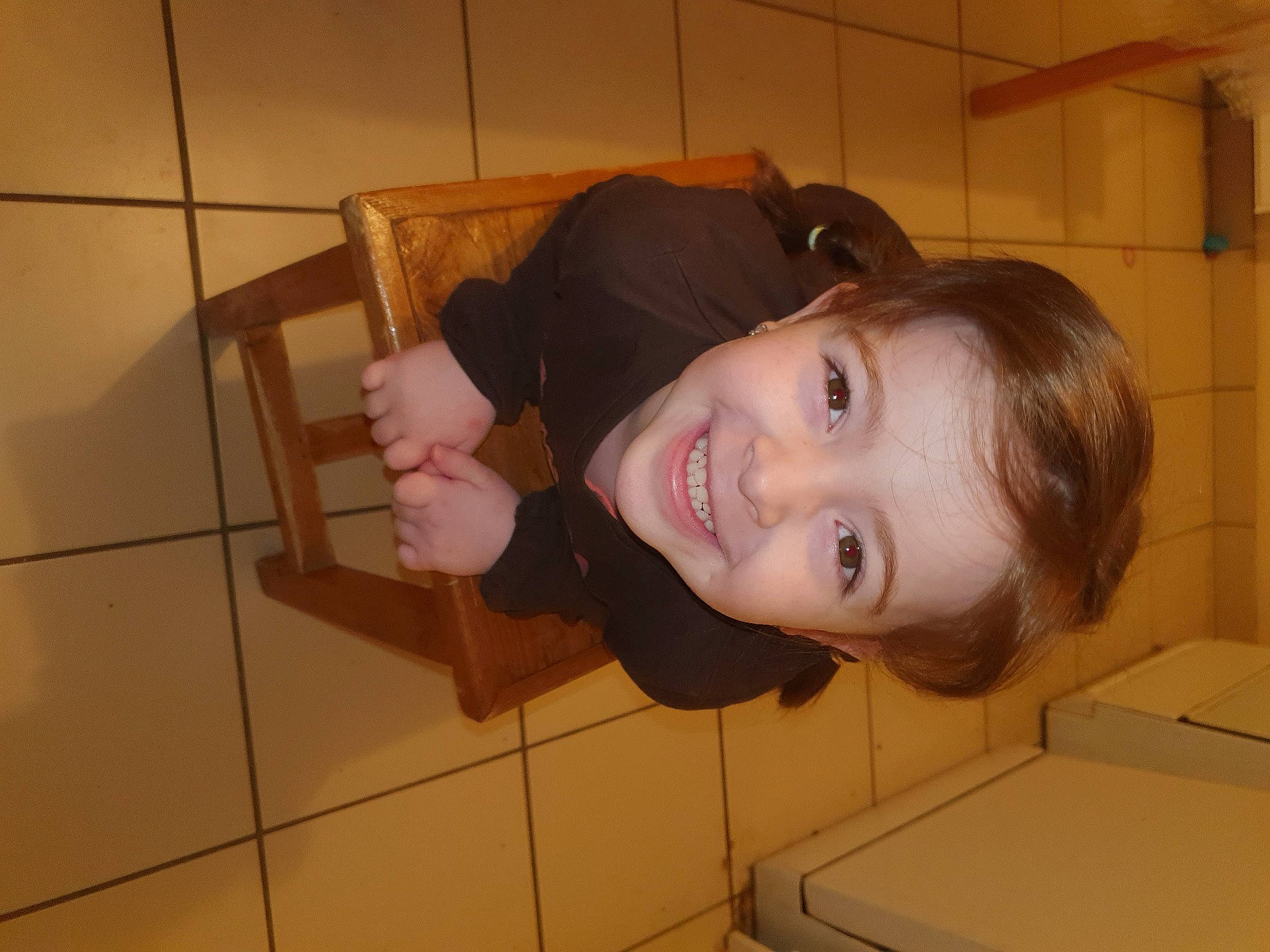 Celia participe au concours pour gagner de l'argent avec cette photo : bathroom, cheek, chin, dress, eye, eyebrow, eyelash, face, floor, flooring, happy, hat, head, jaw, joy, lip, mouth, nose, person, skin