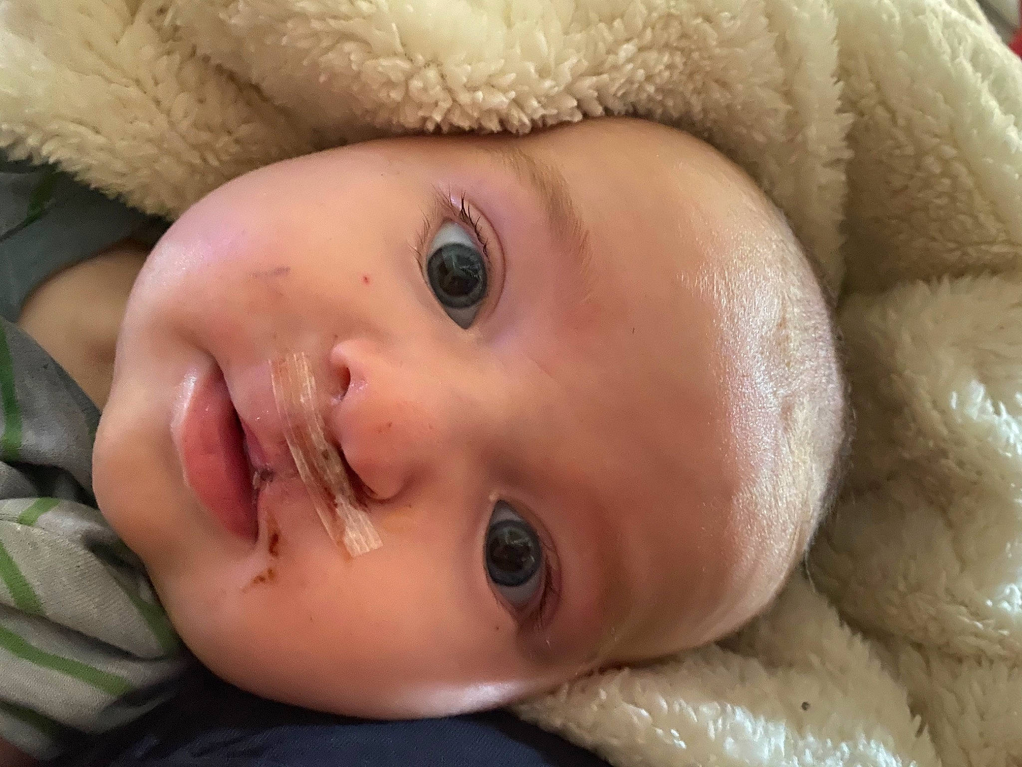 Mars is registered to the contest to win money with this photo: baby, cheek, child, close_up, eye, face, head, iris, lip, mouth, nose, person, skin, toddler