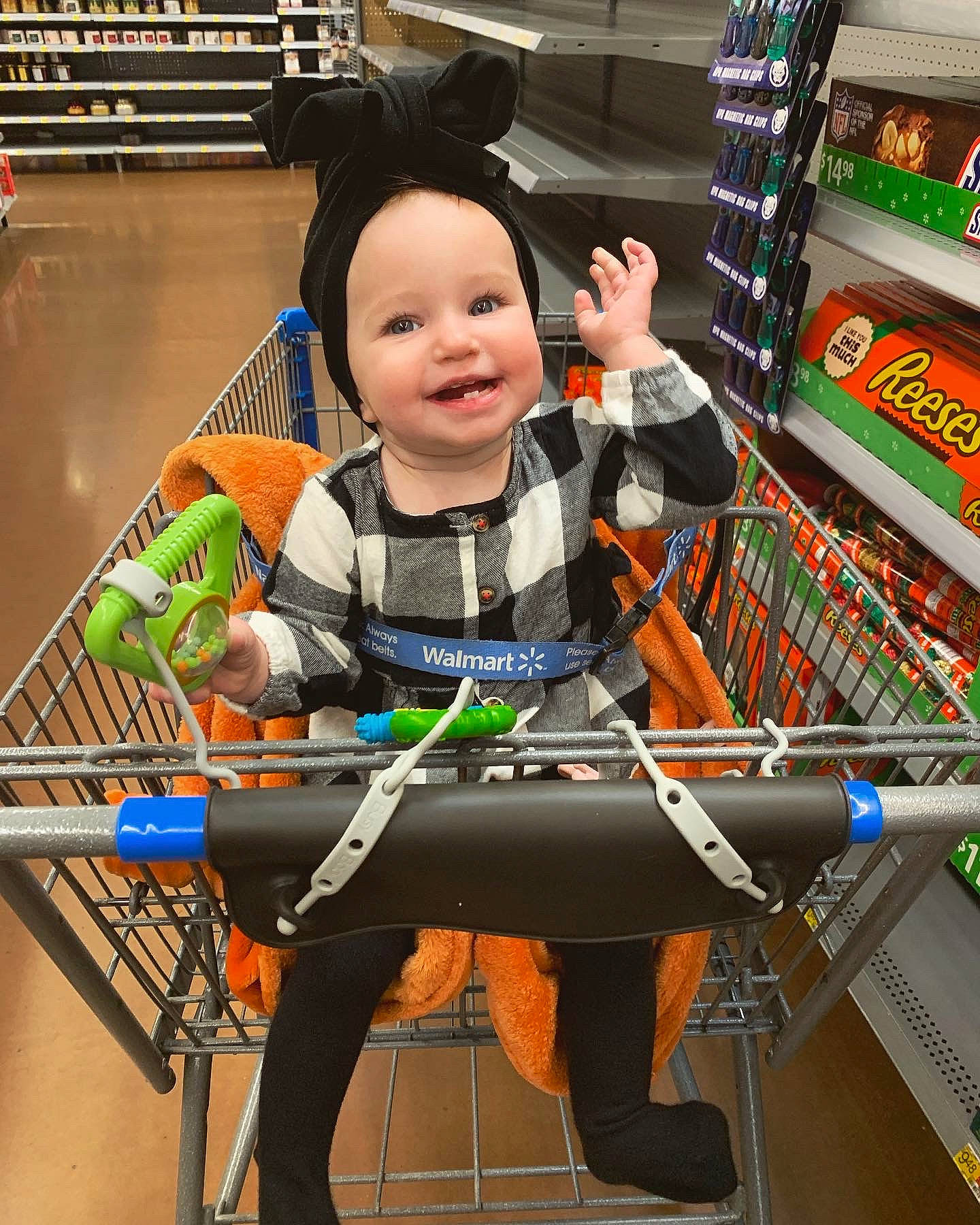 Theotiste is registered to the contest to win money with this photo: baby, cart, child, convenience_store, customer, fun, grocery_store, headwear, joy, person, retail, room, service, shelf, shopping, shopping_cart, smile, supermarket, t_shirt, toddler