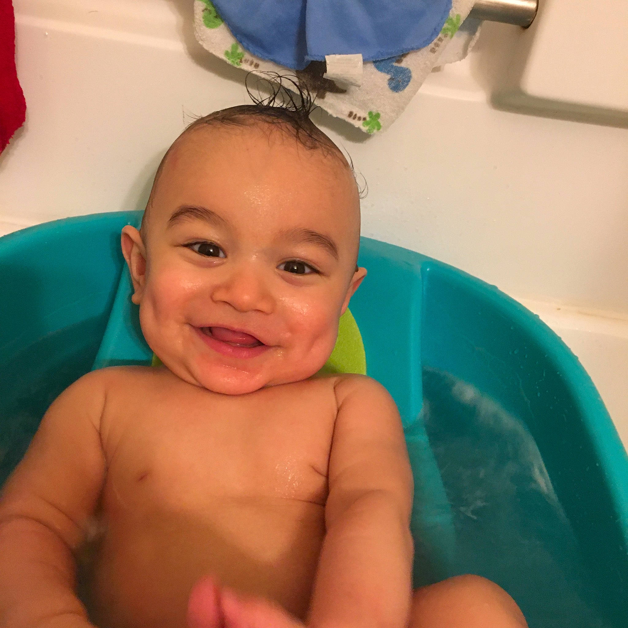 Jericho joined the competition — help win amazing prizes! baby, baby_bathing, baby_making_funny_faces, bathing, bathtub, birth, cheek, child, face, forehead, fun, head, joy, leisure, mouth, person, skin, smile, toddler